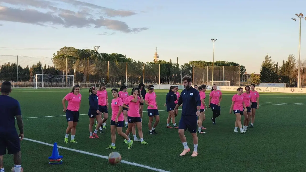 Imagen del &uacute;ltimo entrenamiento del equipo previo al viaje a L&eacute;rida. Fotograf&iacute;a: Zaragoza CFF.