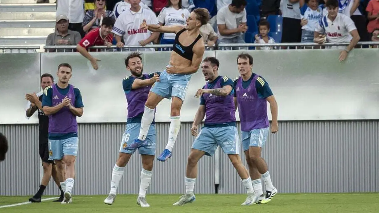 Dani G&oacute;mez celebra su sexto gol con el Real Zaragoza | Foto: La Liga