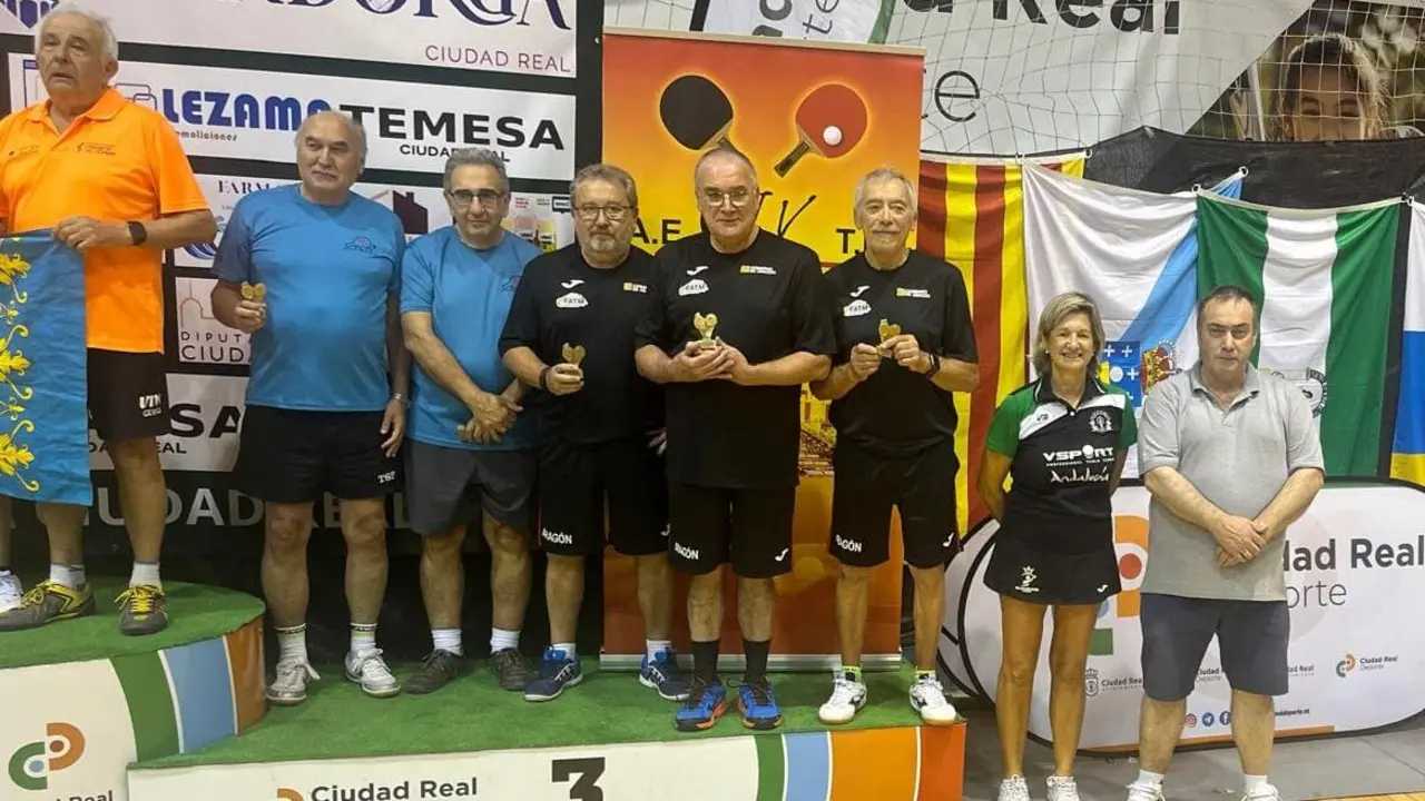 Los Veteranos +70 de Arag&oacute;n, bronce en el AEJVTM