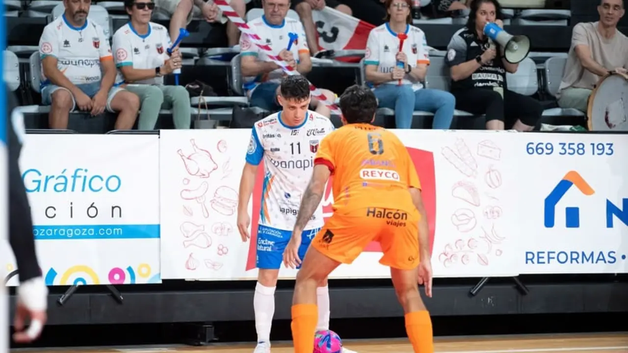 Imagen del partido entre el Wanapix Zaragoza y el Burela FS. Foto: Alejandro Meavilla