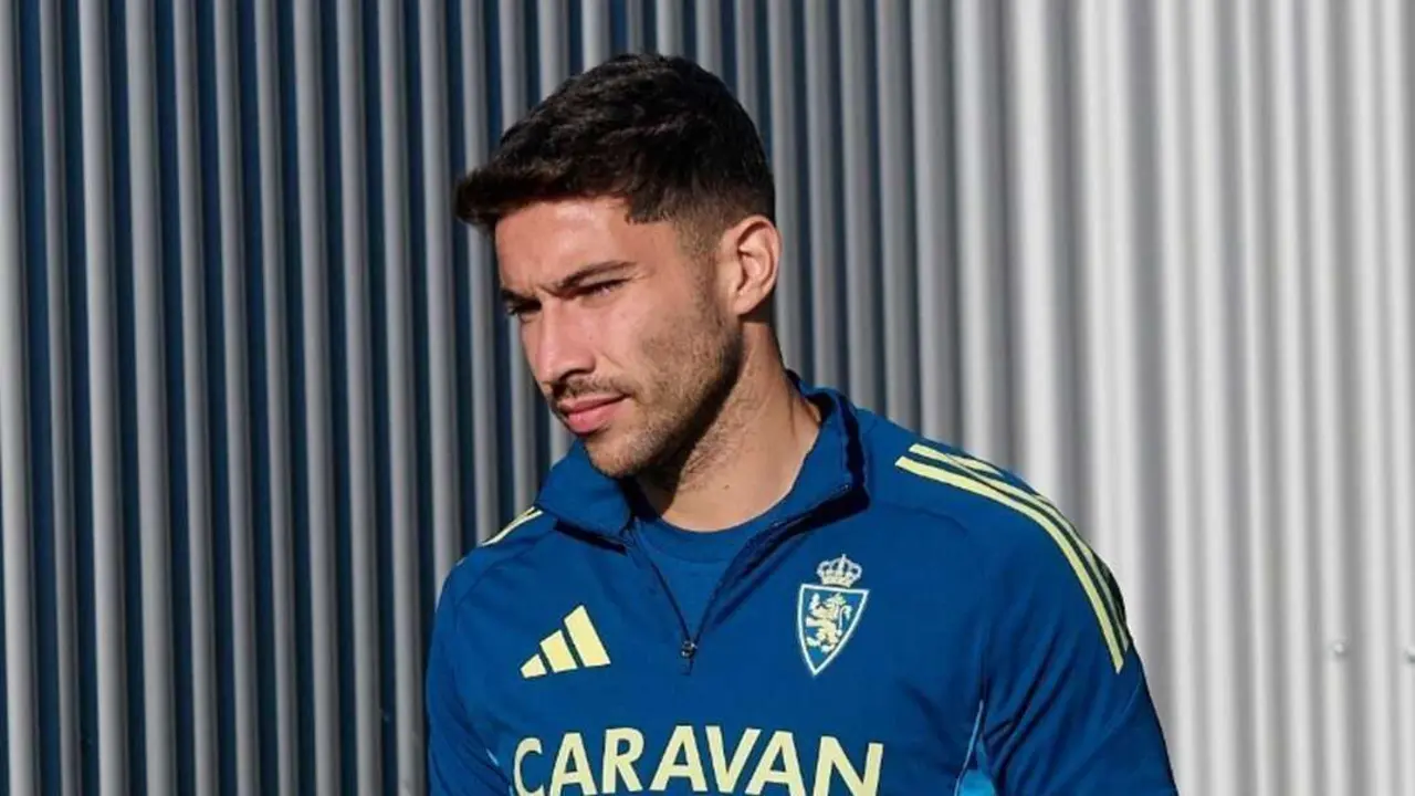 Tachi, durante un entrenamiento del Real Zaragoza. Fotograf&iacute;a: Real Zaragoza.