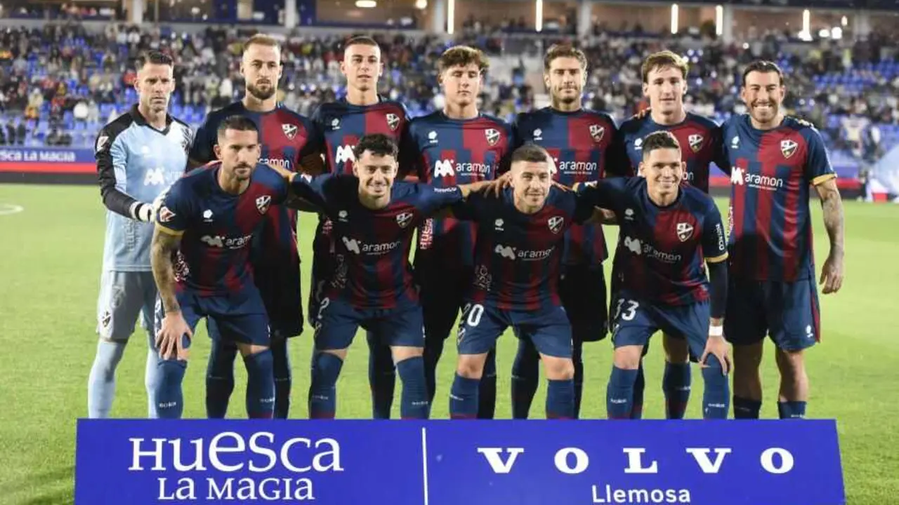 XI titular de la SD Huesca ante el Granada / LFP