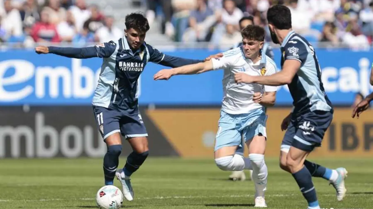 Ra&uacute;l Guti, durante la rueda de prensa posterior al Real Zaragoza 0-1 C&oacute;rdoba.