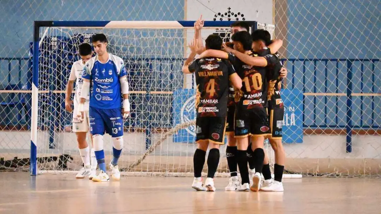 El Wanapix celebrando un tanto en la pista del Zamb&uacute; CFS Pinatar Cerramientos Abatible. Fotograf&iacute;a: Zamb&uacute; CFS Pinatar.