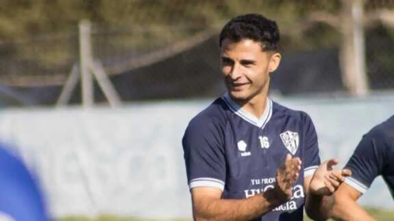 Jes&uacute;s &Aacute;lvarez en un entrenamiento / SD Huesca