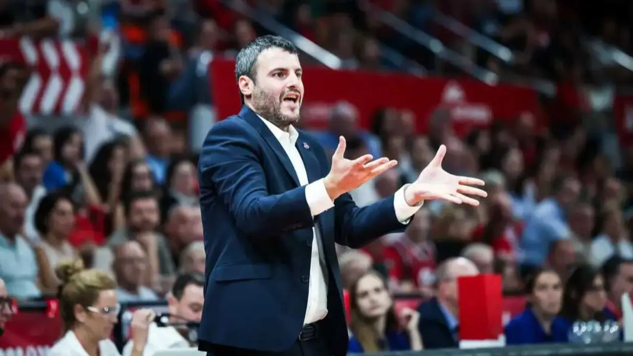 Carlos Cantero, en el duelo ante Venezia. Fotograf&iacute;a: FIBA.