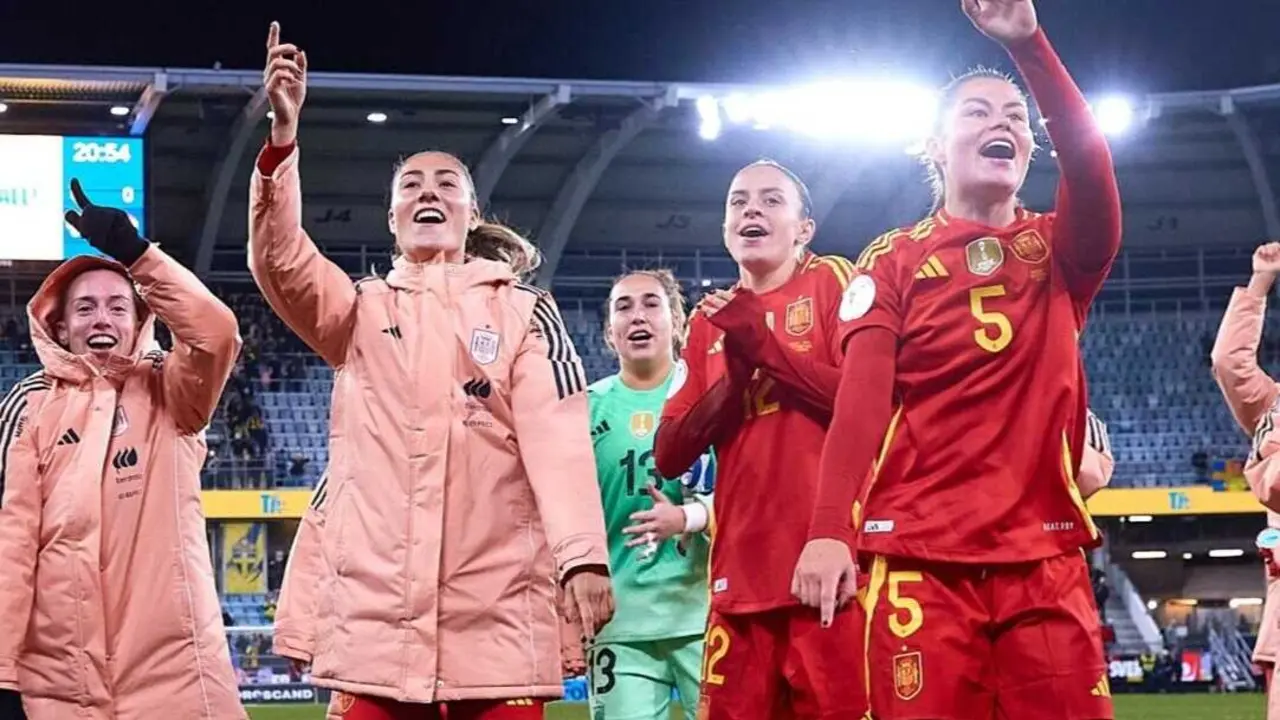 Espa&ntilde;a celebrando el pase a la final de la Liga de Naciones. Fotograf&iacute;a: Selecci&oacute;n Espa&ntilde;ola de F&uacute;tbol.
