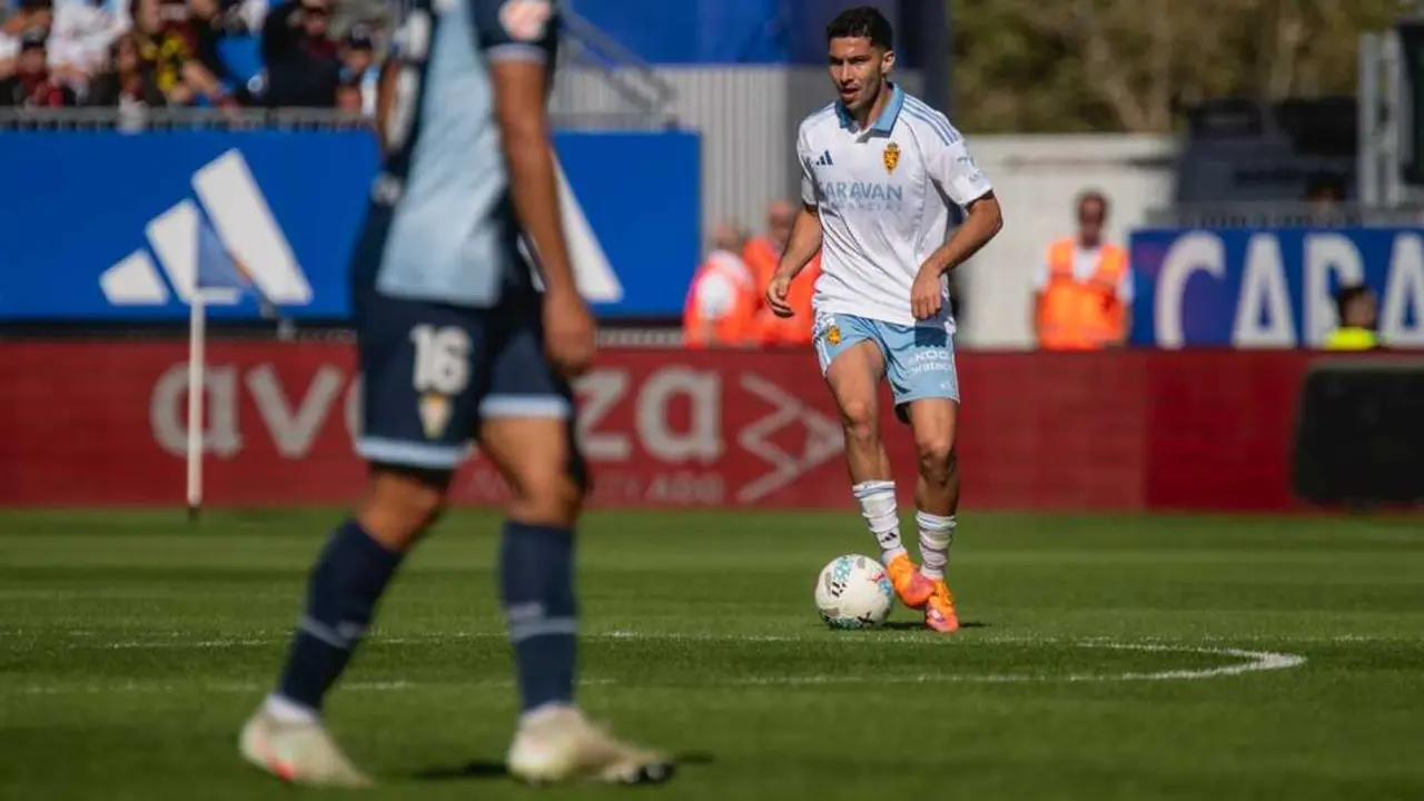 Tachi durante un partido con el Real Zaragoza / Marcos Cebri&aacute;n