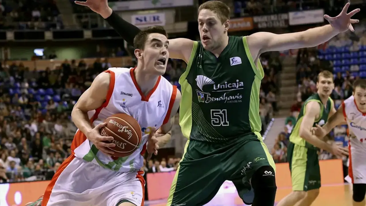 Stimac con Estudiantes / 'X'