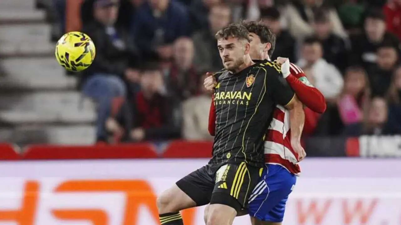 Mario Sober&oacute;n, ante el Granada / LA LIGA