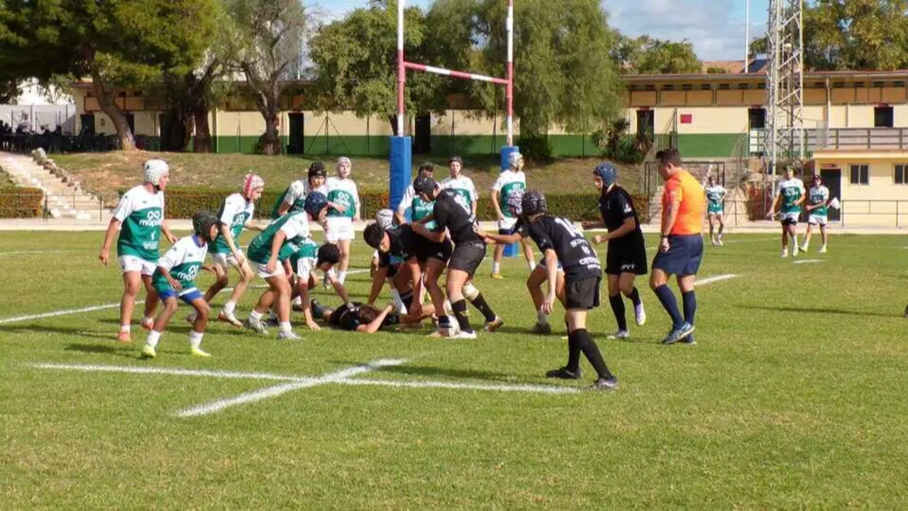 El Sub16 del Club Rugby Teruel Mud&eacute;jar. Fotograf&iacute;a: Club Rugby Teruel Mud&eacute;jar.