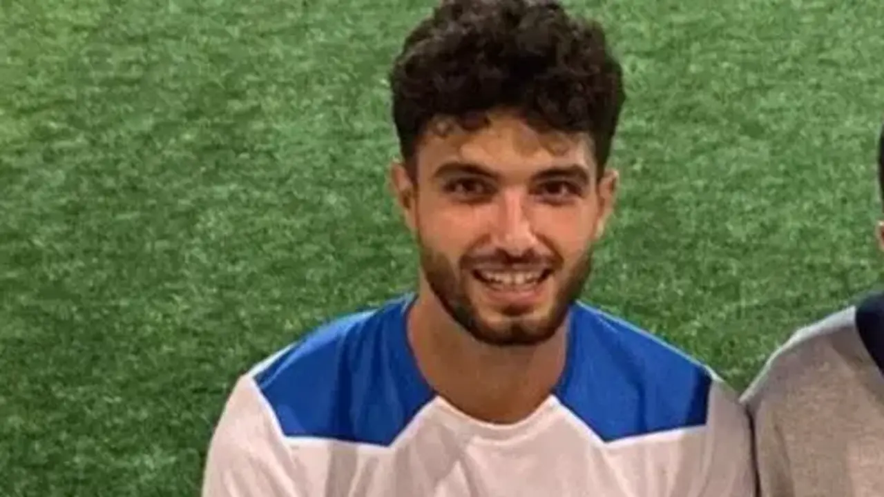 Imagen de Luismi con la camiseta del CD Fuentes
