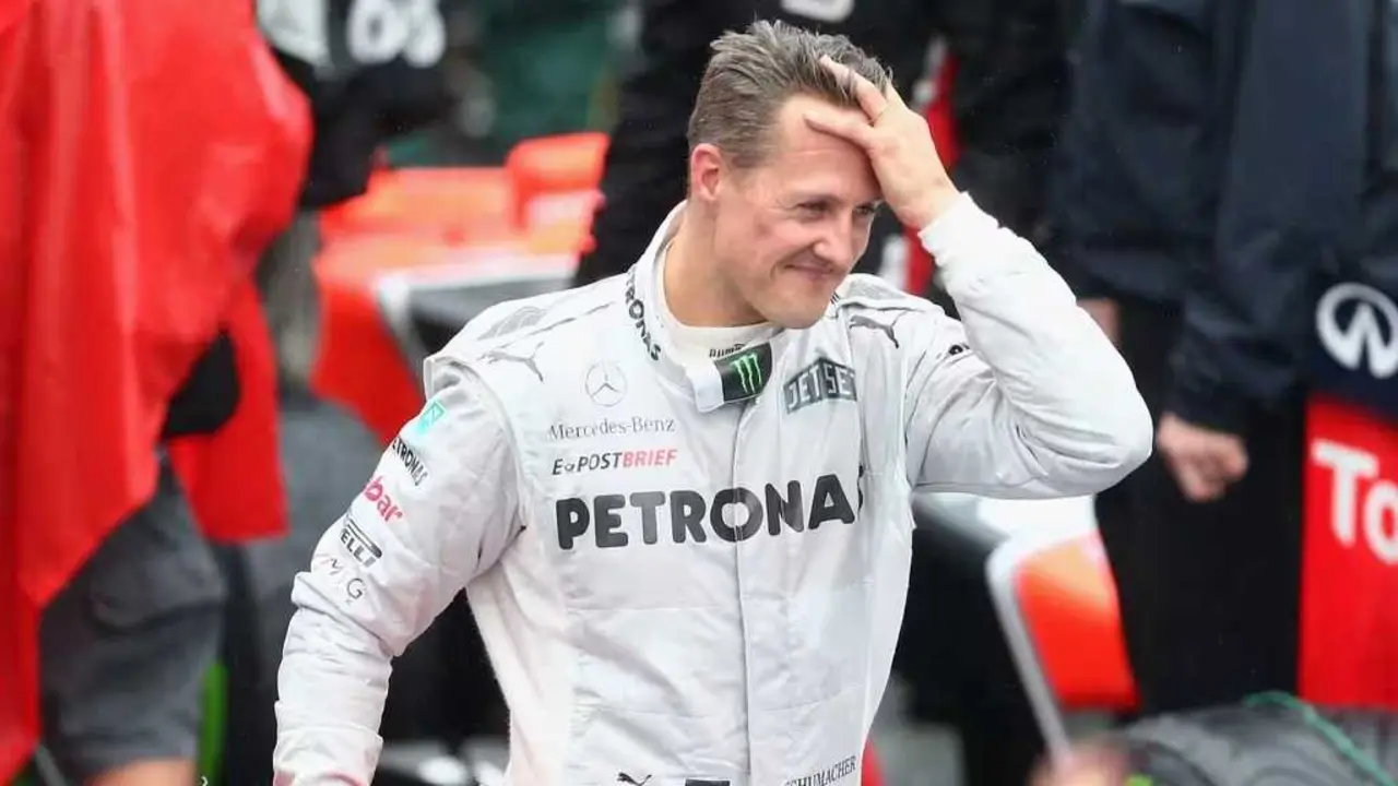 Michael Schumacher tras terminar una carrera / F&oacute;rmula 1