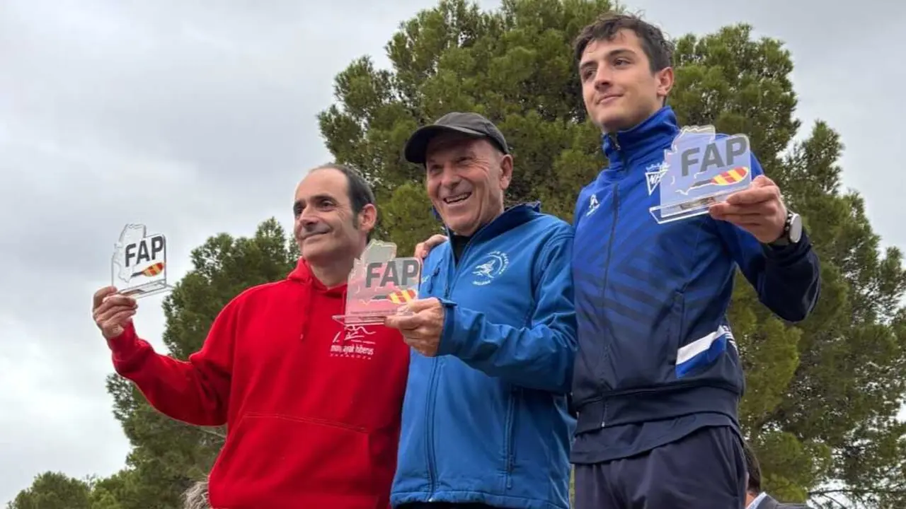 Podio de la competici&oacute;n. Fotograf&iacute;a: FAP.