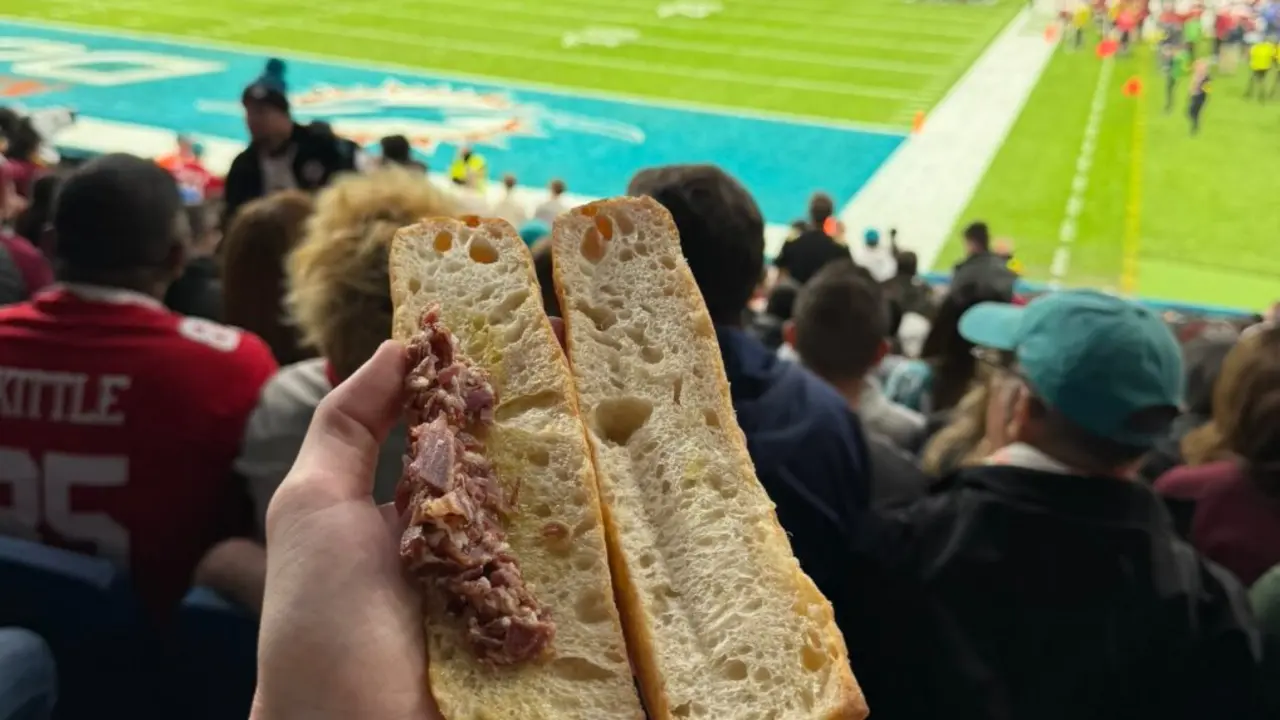Bocadillo de jam&oacute;n del partido de la NFL / Jack Settleman