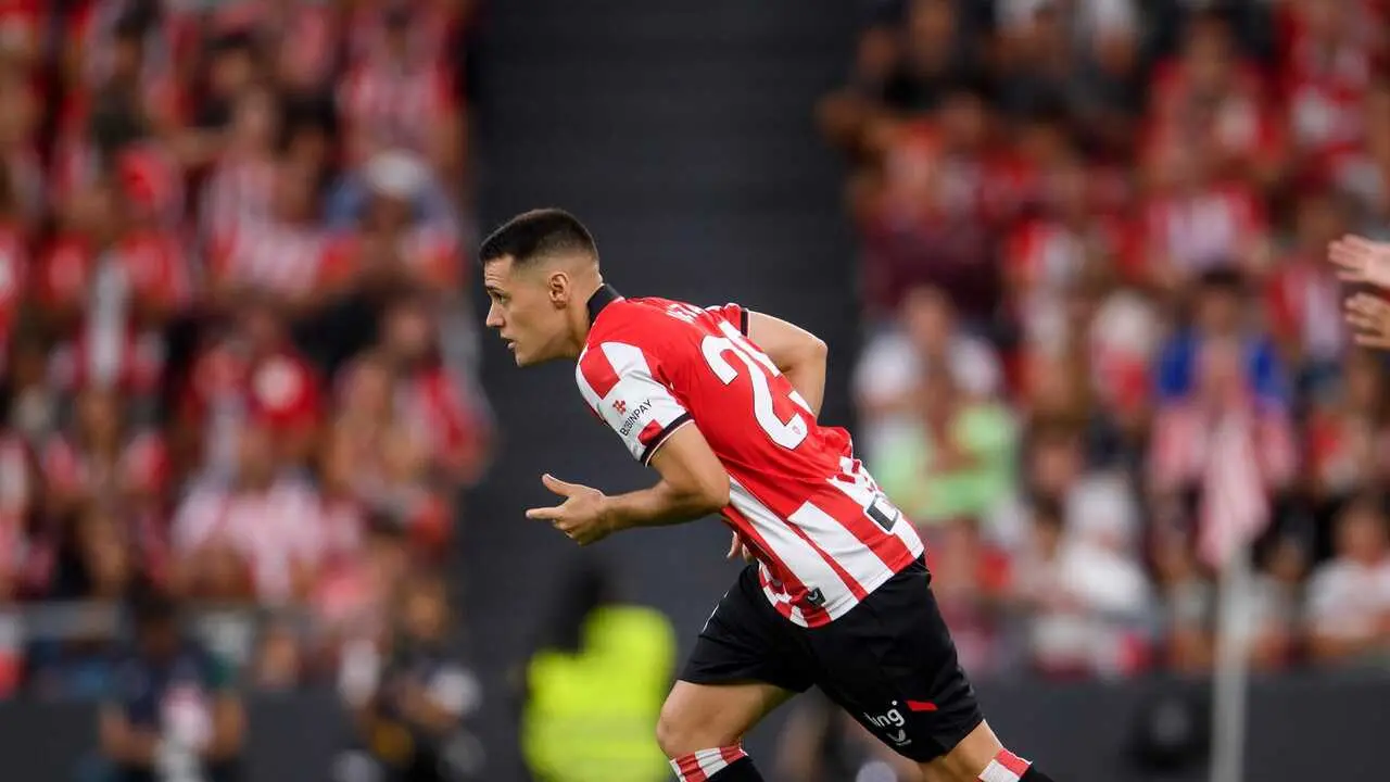 Urko Izeta en su debut con el Athletic Club