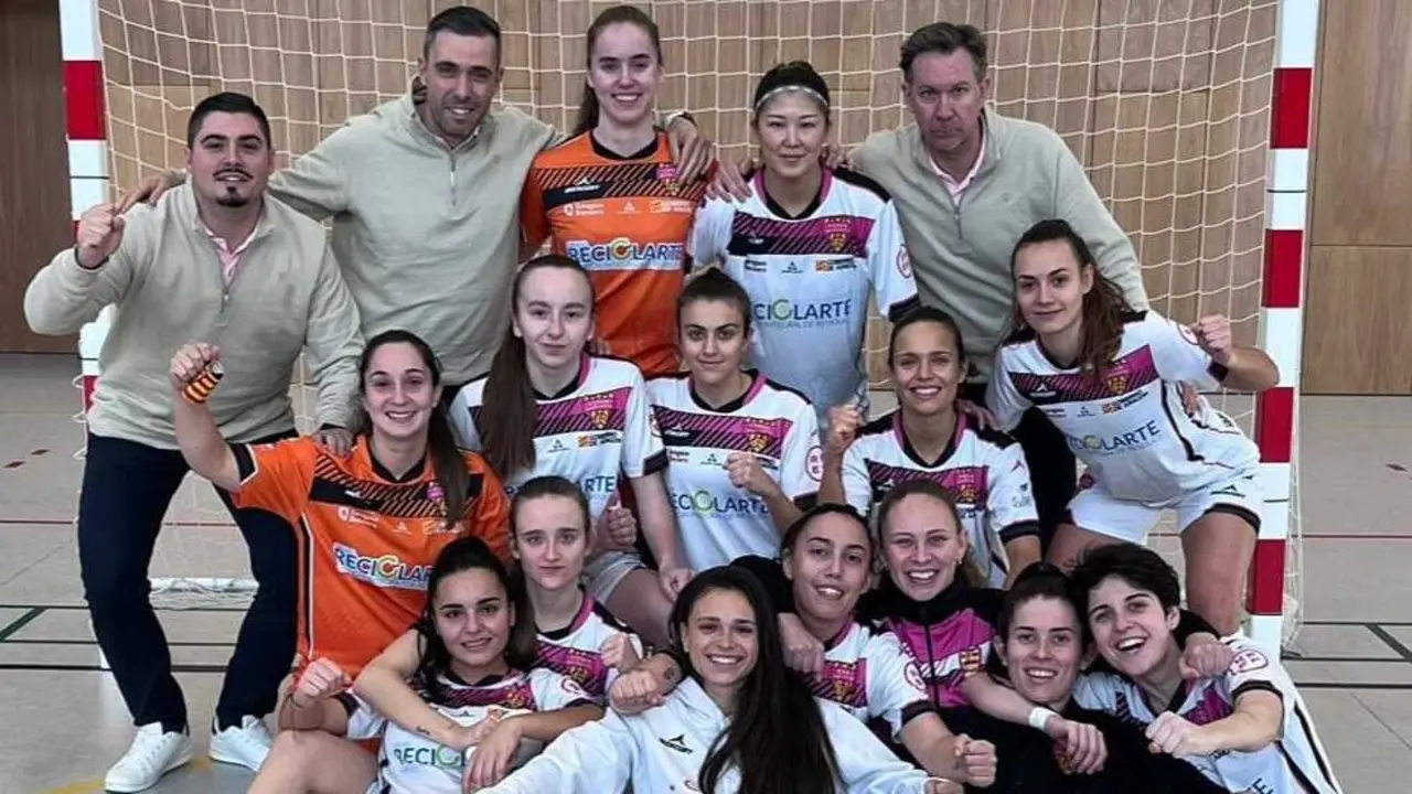 Foto de familia del C&eacute;sar Augusta tras el triunfo. Fotograf&iacute;a: C&eacute;sar Augusta.