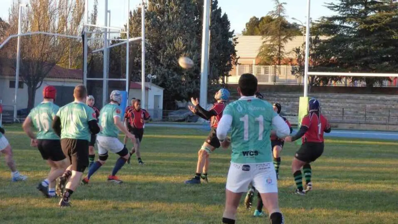 Imagen del duelo entre Teruel y Cuenca. Fotograf&iacute;a: Renault Autersa Rugby Teruel.
