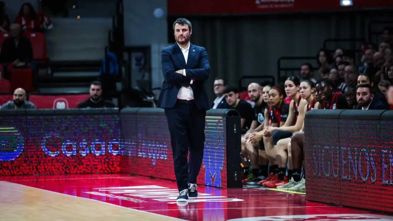 Carlos Cantero, durante el &uacute;ltimo duelo ante Movistar Estudiantes. Fotograf&iacute;a: Esther Casas / Casademont Zaragoza.