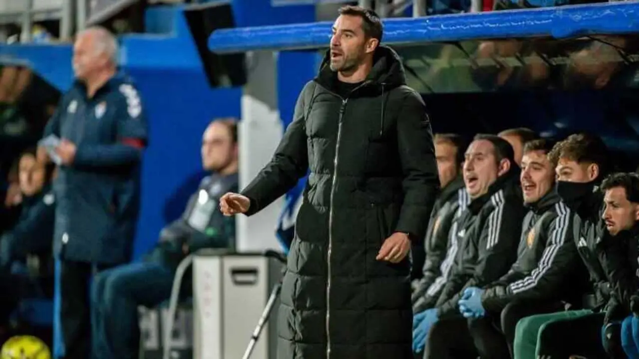 Rub&eacute;n Sell&eacute;s, durante un partido con el Real Zaragoza. Fotograf&iacute;a: LaLiga.
