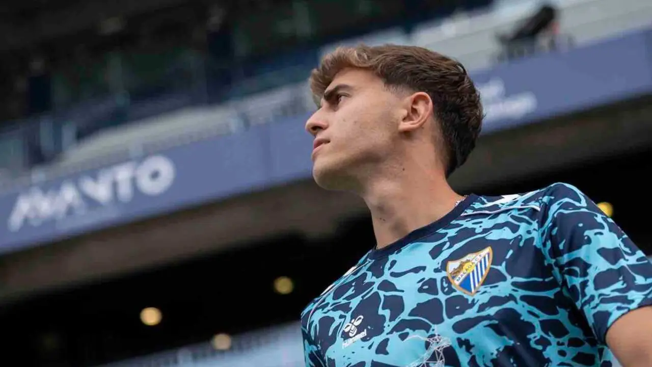 Adri&aacute;n Ni&ntilde;o con el M&aacute;laga / M&Aacute;LAGA CF