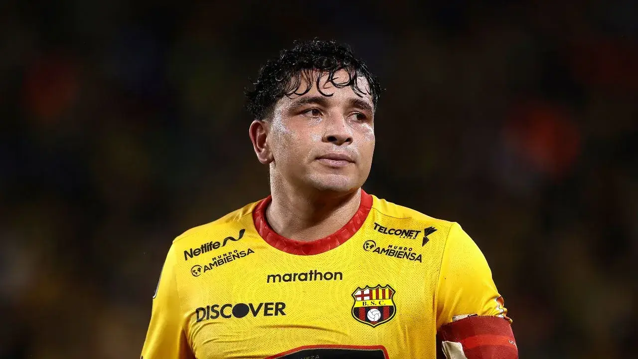 Mario Pineida con el Barcelona de Guayaquil