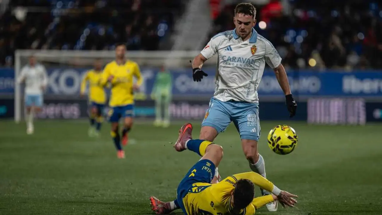 Sober&oacute;n en el Real Zaragoza - UD Las Palmas / Marcos Cebri&aacute;n