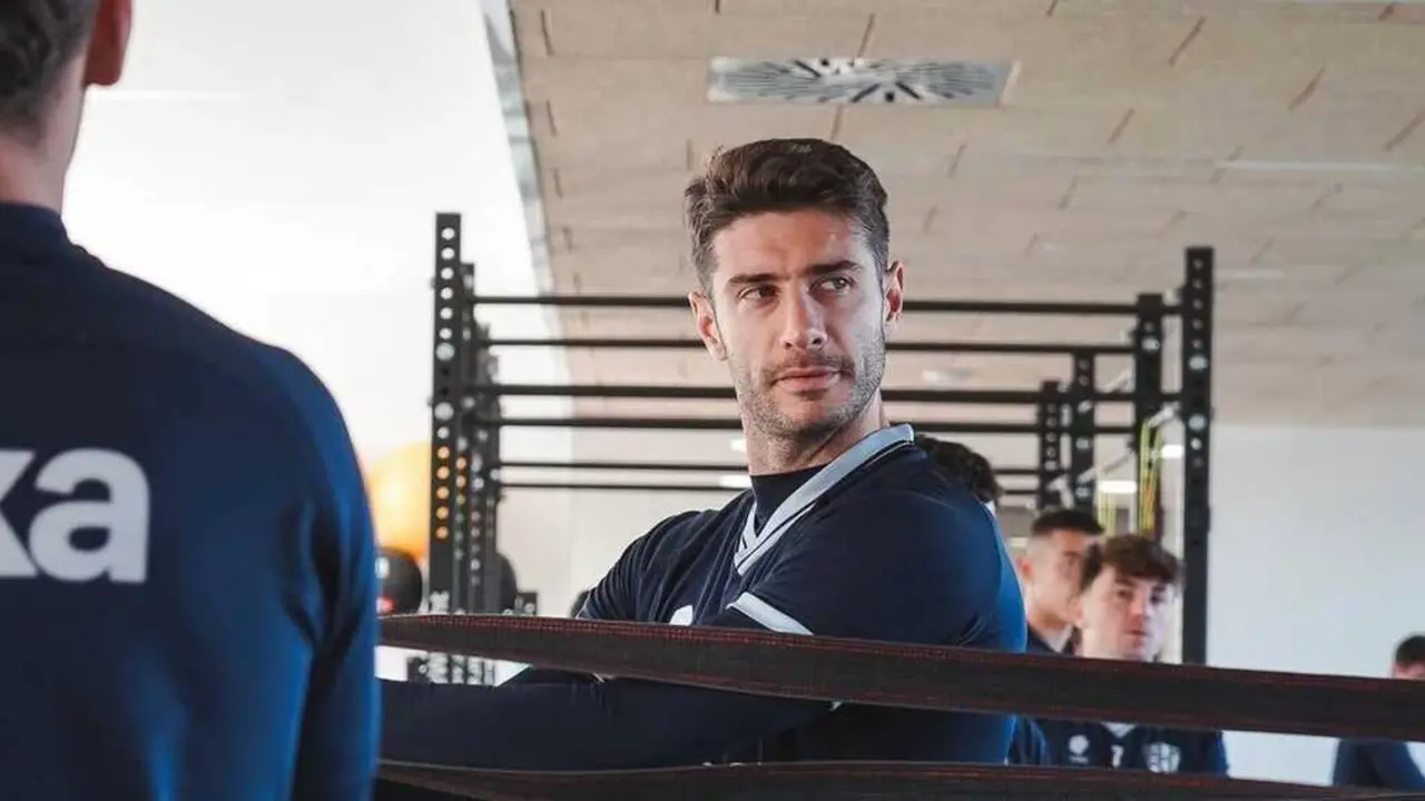 Pi&ntilde;a en el gimnasio / SD Huesca
