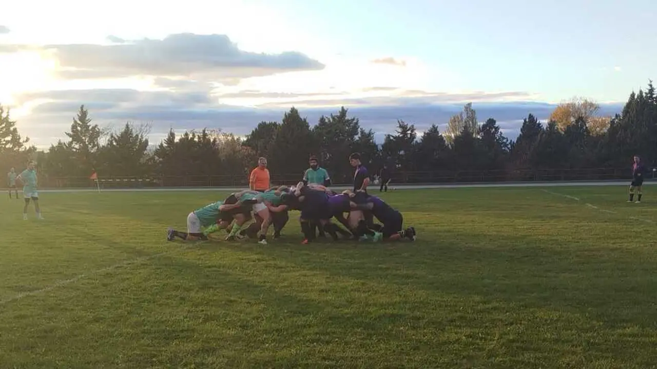 Imagen del duelo disputado en Gand&iacute;a por el Rugby Teruel. Fotograf&iacute;a: Rugby Teruel.