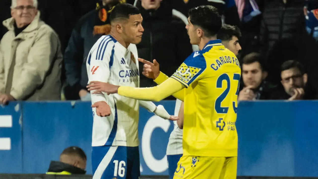 Arriaga con el Real Zaragoza / MARCOS CEBRI&Aacute;N