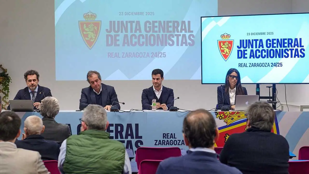 Imagen de la junta de accionistas / REAL ZARAGOZA
