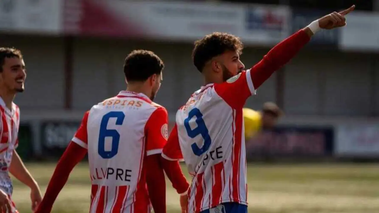 Youssef Ouakkati celebra un gol / Visual Torres Sports - Atl&eacute;tico Monz&oacute;n
