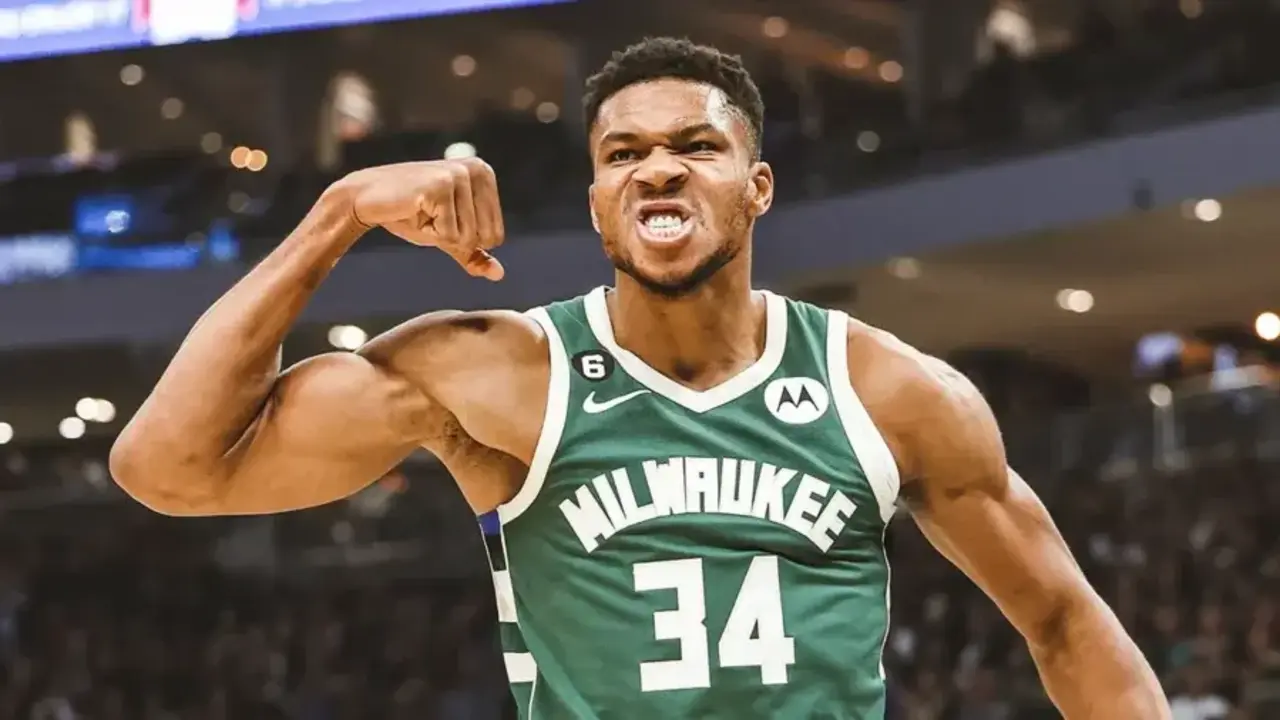 Giannis Antetokounmpo / 'X'