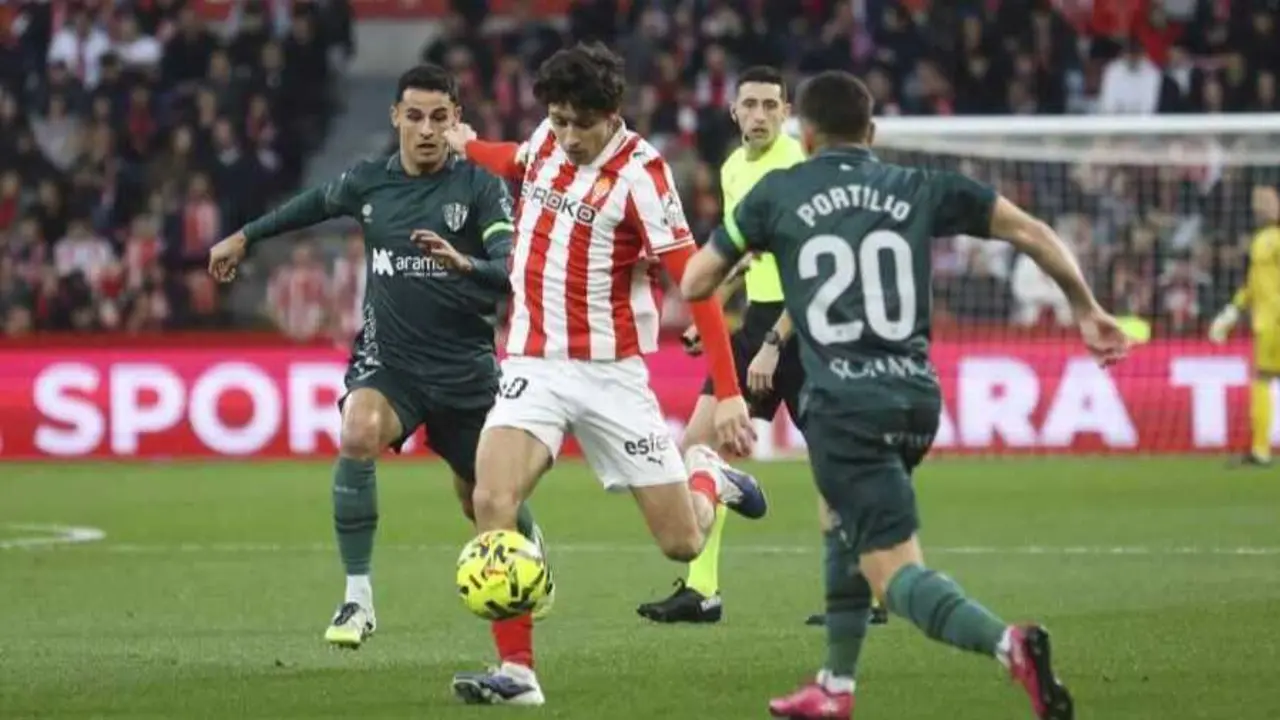 El partido se marcha al descanso con 0-0 / La Liga
