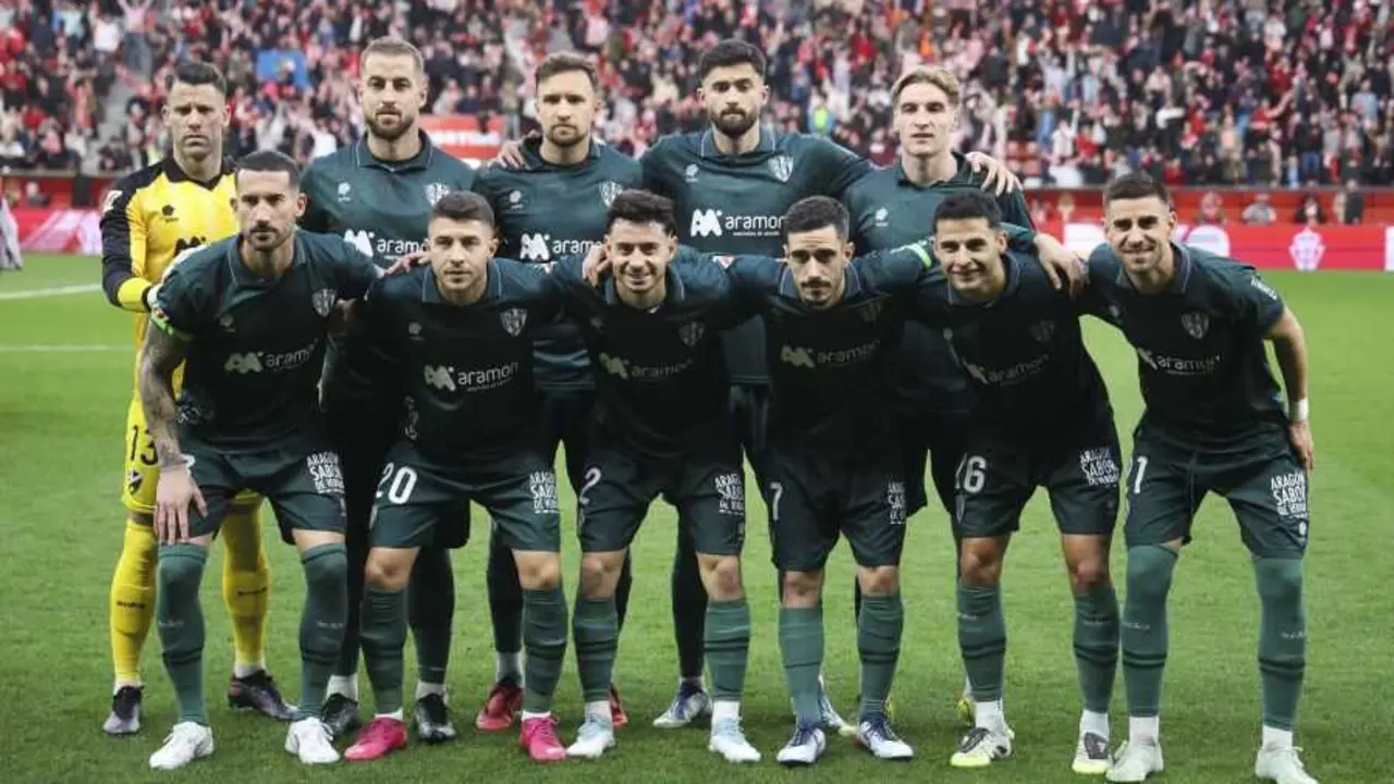 XI inicial elegido por Bolo en la SD Huesca para enfrentarse al Sporting de Gij&oacute;n. Foto: La Liga
