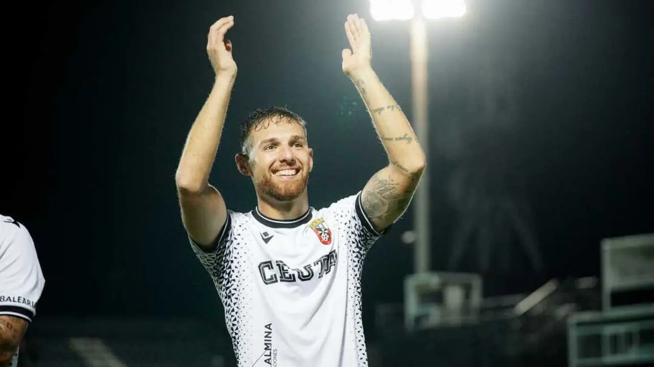 Diego Gonz&aacute;lez se ha convertido en un fijo en el once / AD Ceuta