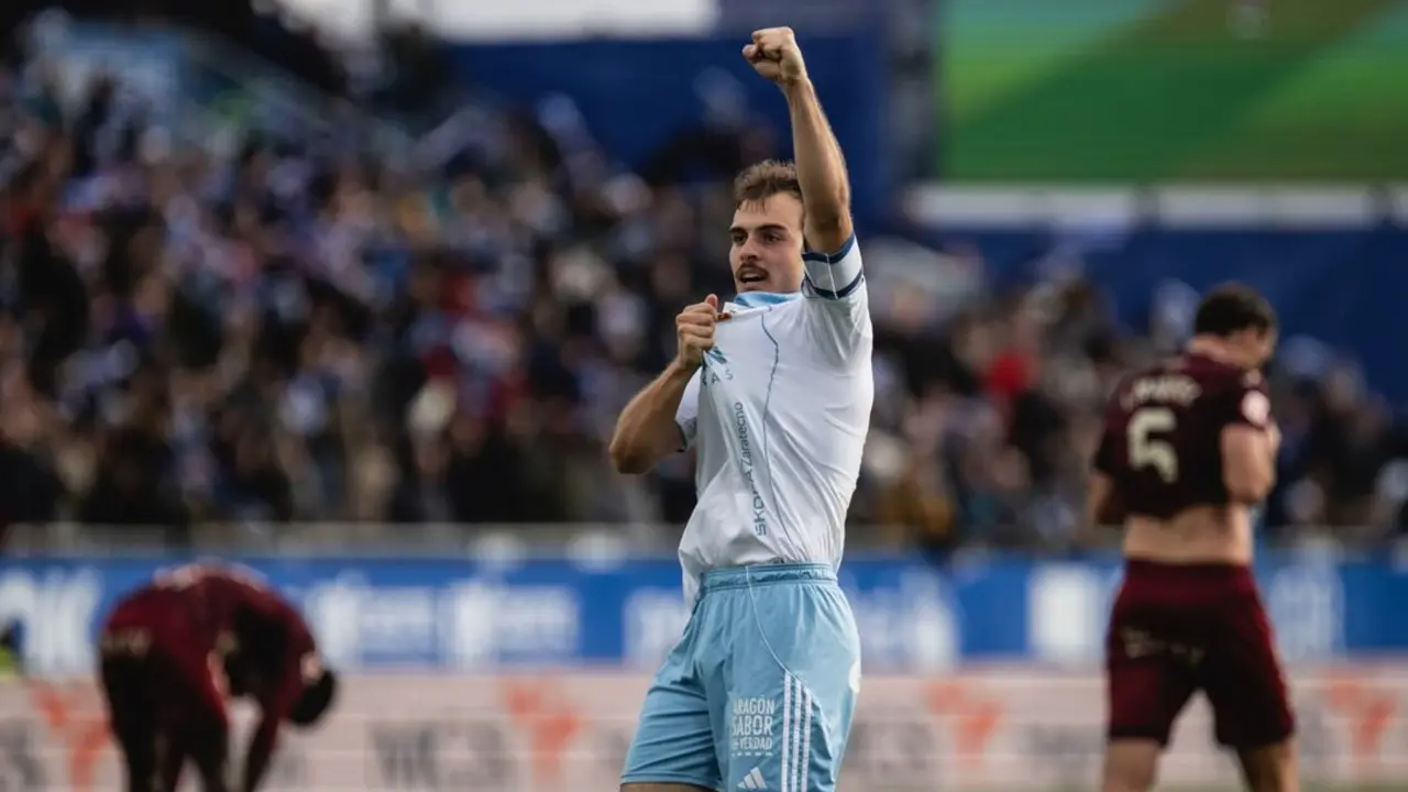 Francho con el Real Zaragoza / MARCOS CEBRI&Aacute;N