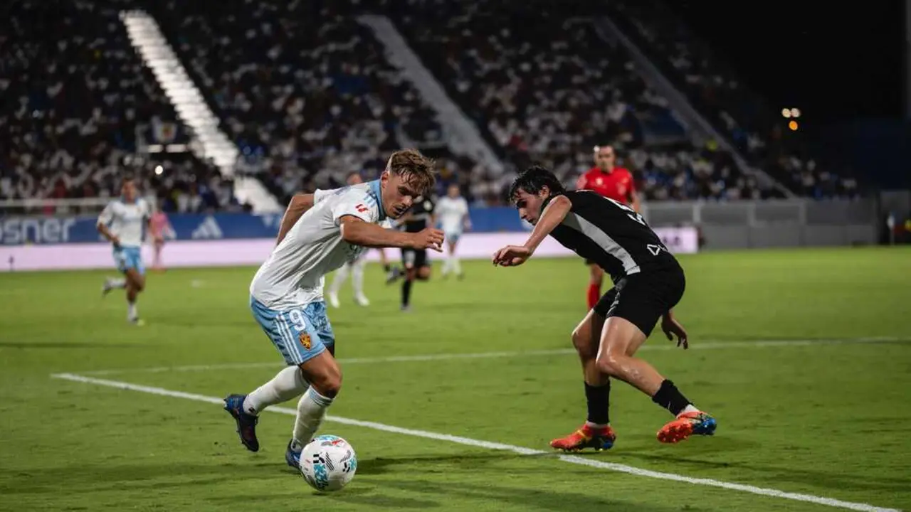 Dani G&oacute;mez durante el Real Zaragoza - Andorra / Marcos Cebri&aacute;n