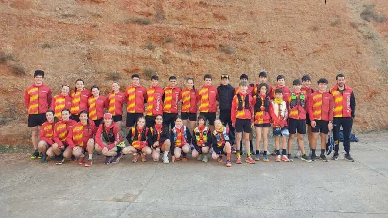 Foto de familia en la Copa de Arag&oacute;n. Fotograf&iacute;a: FAM.