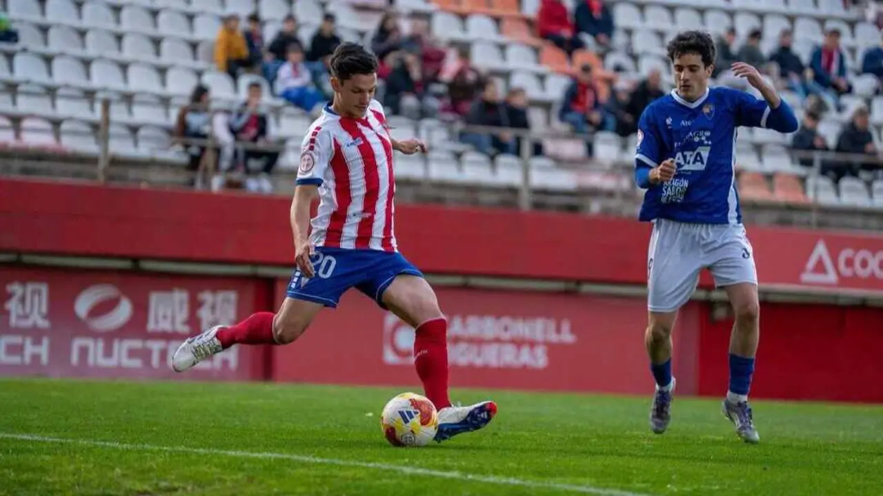 Imagen del duelo entre Algeciras y CD Teruel. Fotograf&iacute;a: Algeciras CF.