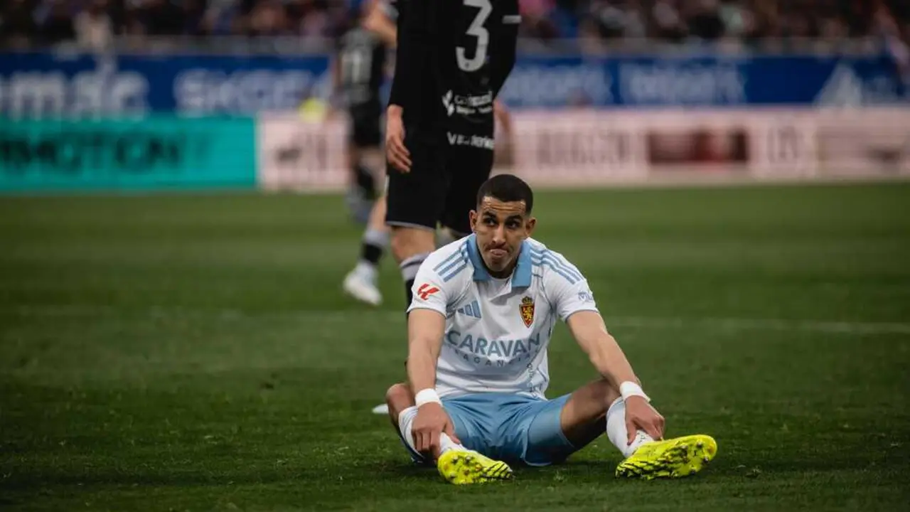 Jawad El Yamiq en el Real Zaragoza - Burgos / Marcos Cebri&aacute;n