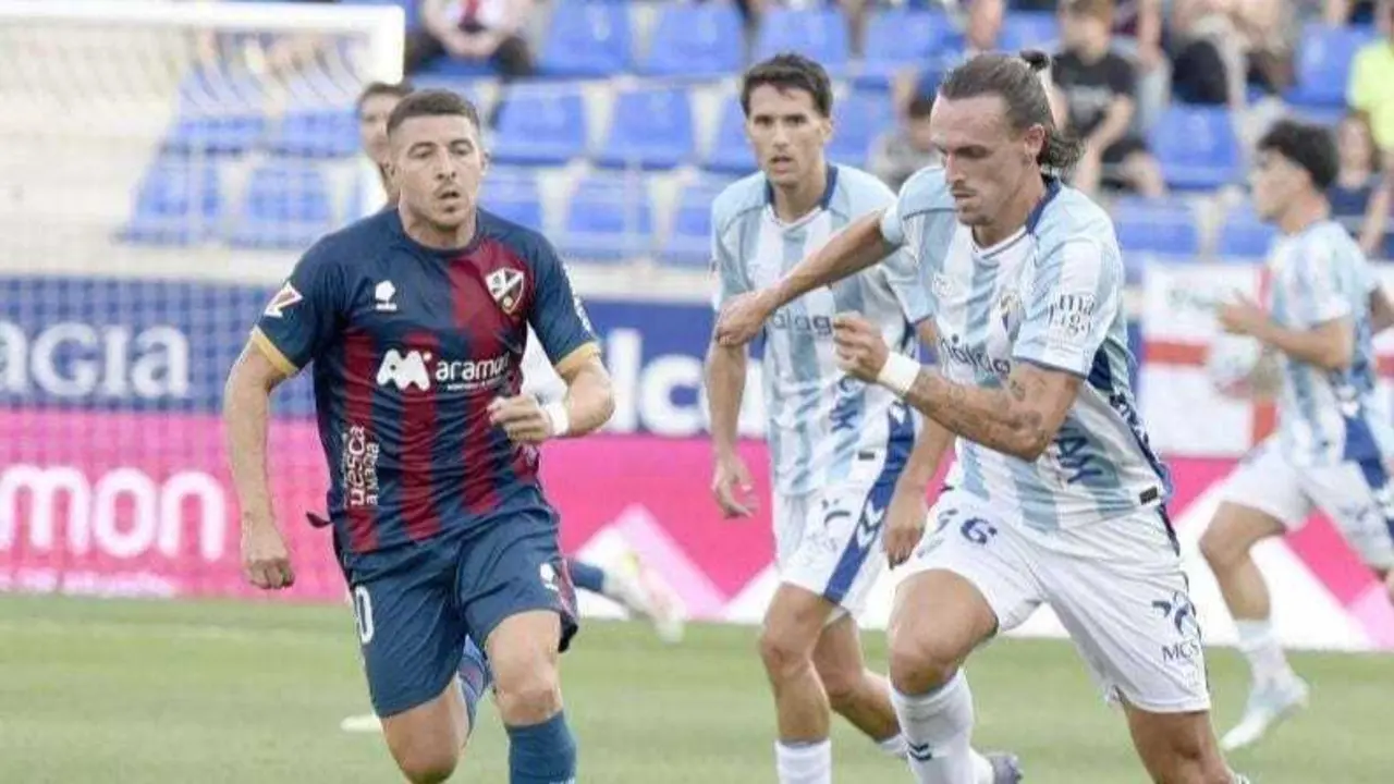M&aacute;laga y Huesca se miden con ambas l&iacute;neas defensivas tocadas / LaLiga