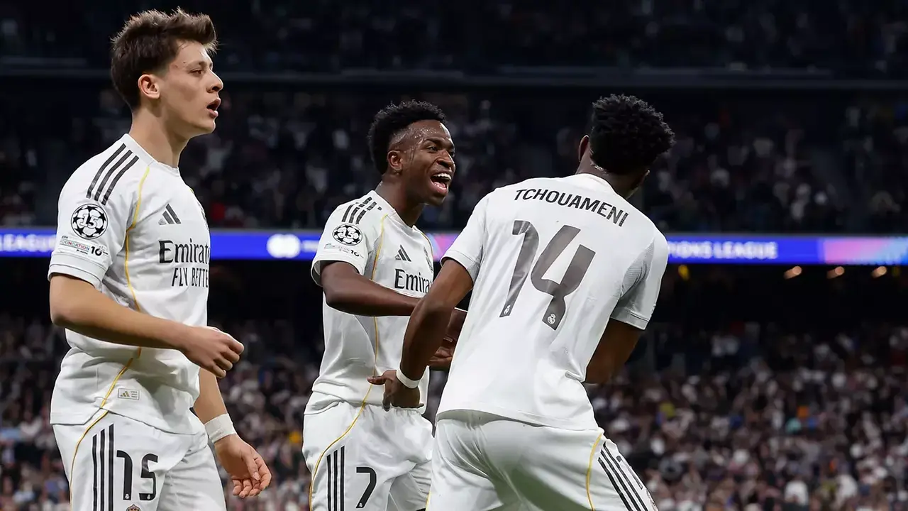 Jugadores del Real Madrid celebrando un gol en el Bernab&eacute;u / RM