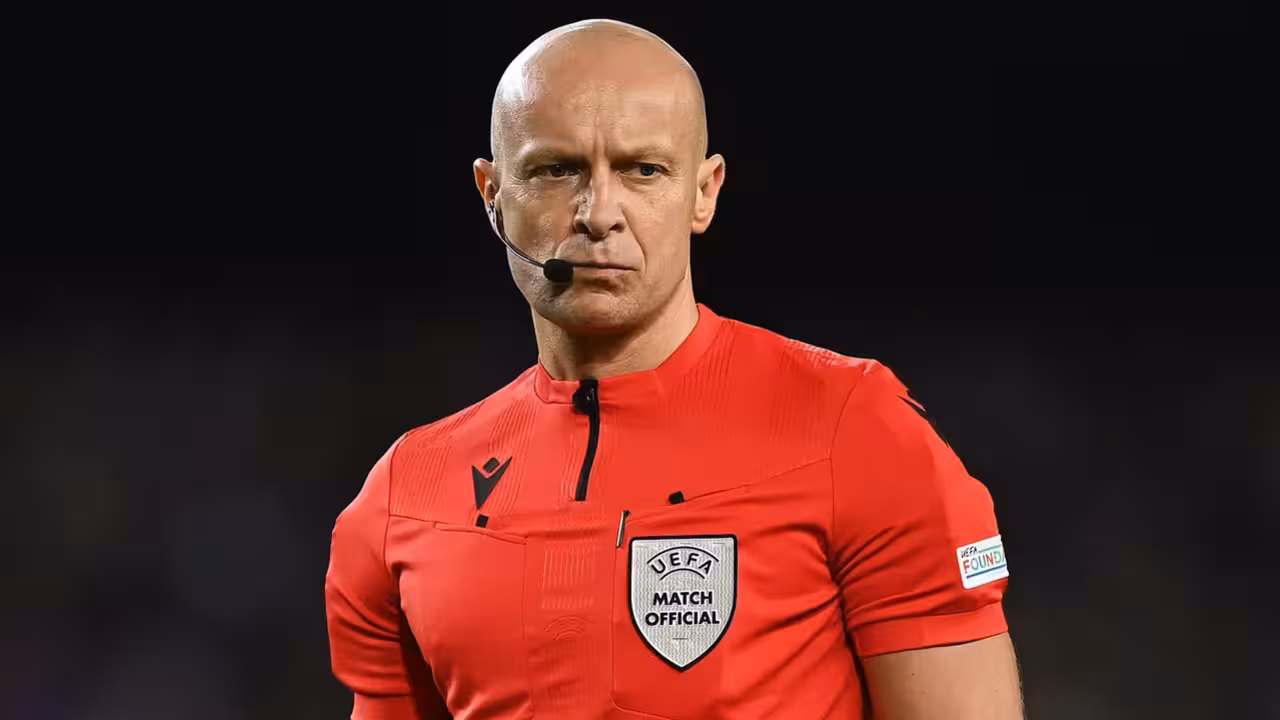 Szymon Marciniak durante un partido de Champions / UEFA