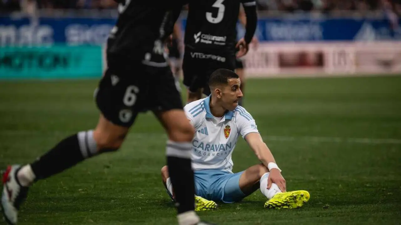El Yamiq durante un partido con el Real Zaragoza / Marcos Cebri&aacute;n