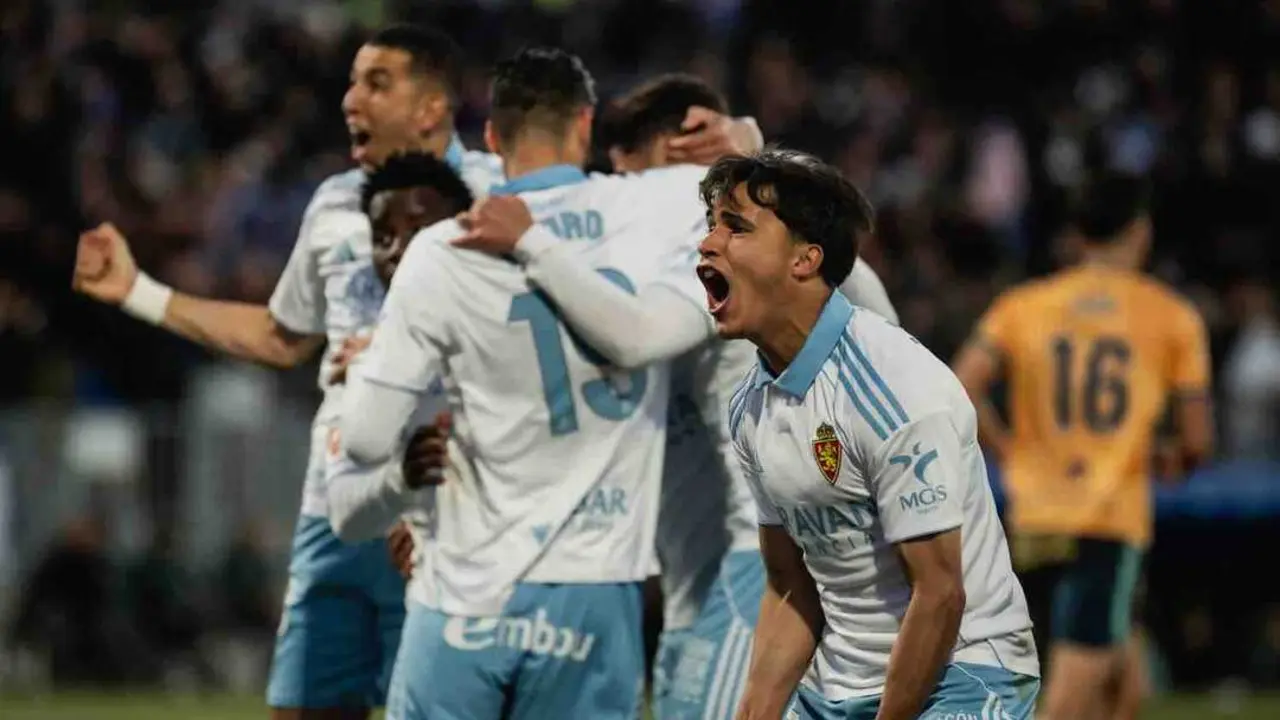 Real Zaragoza - Racing de Santander / MARCOS CEBRI&Aacute;N