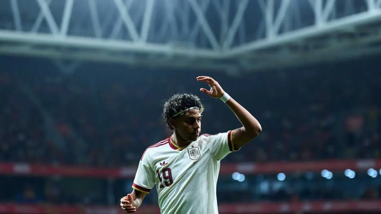 Lamine Yamal durante un partido con Espa&ntilde;a / RFEF