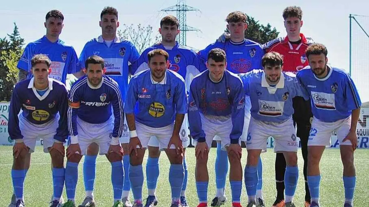 Once inicial del Bin&eacute;far en la &uacute;ltima jornada / CD Bin&eacute;far