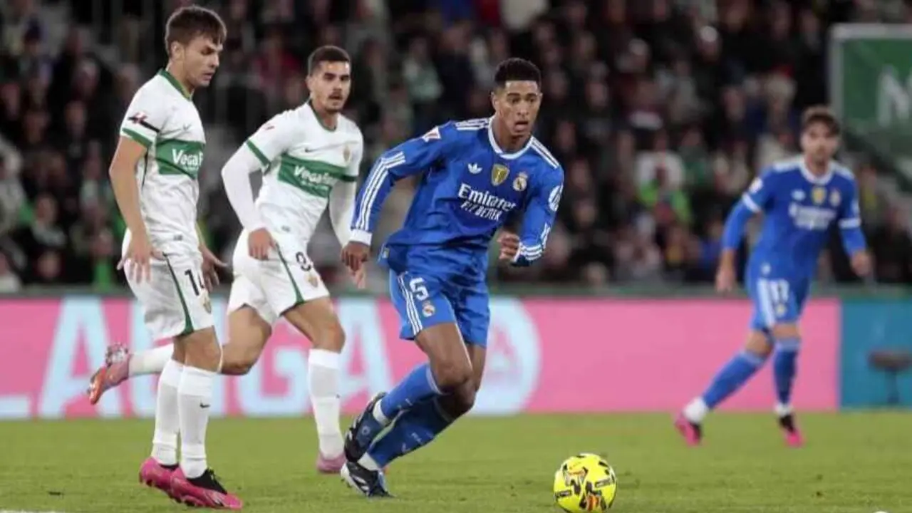 Bellingham durante un partido con el Real Madrid / LaLiga