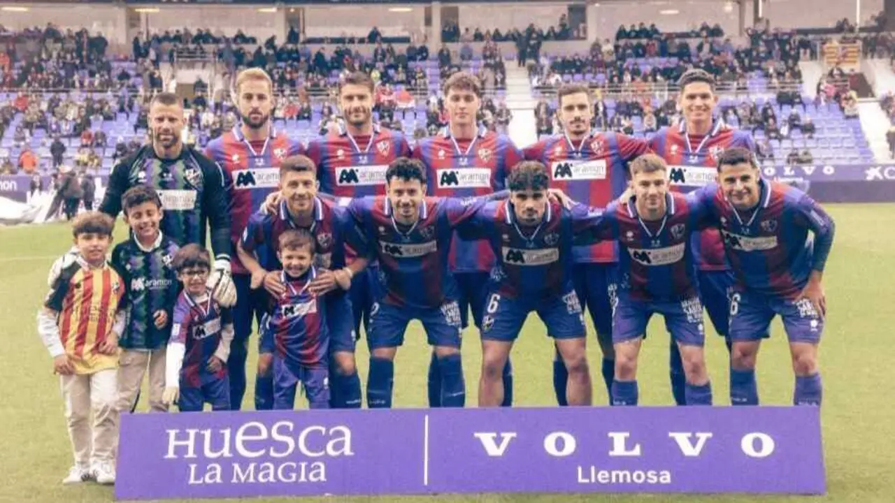 Once inicial de la SD Huesca, en la jornada retro / LaLiga.
